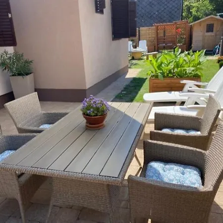 Irisz Балатонмариафюрдё