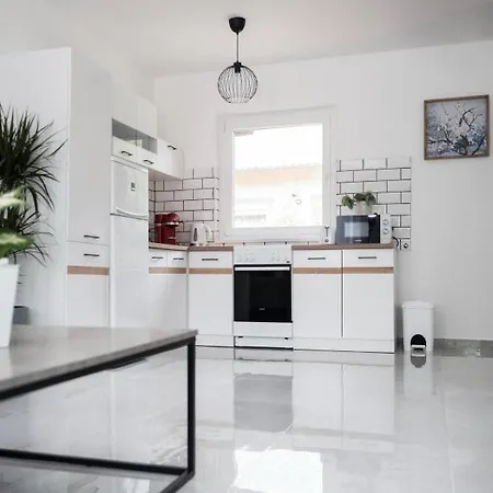 Апартаменты Irisz