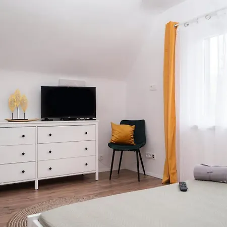 Irisz Балатонмариафюрдё